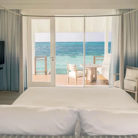Lux* South Ari Atoll Resort & Villas-3